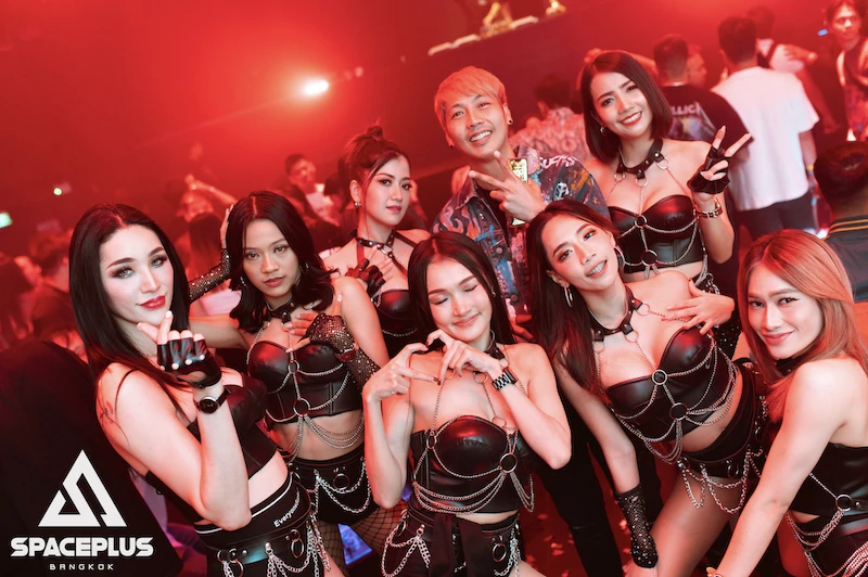 Las 15 mejores discotecas de Bangkok: bailar y salir de fiesta con chicas guapas