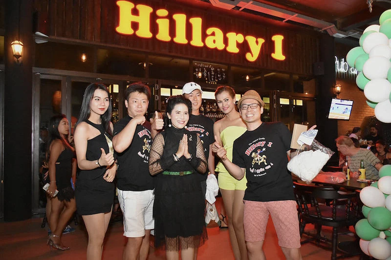Hillary Bangkok: los pubs originales con música en vivo en Sukhumvit