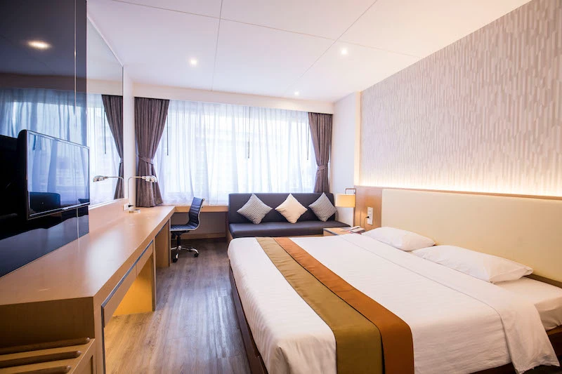 Nana Plaza y Sukhumvit Soi 4 ​​mejores lugares