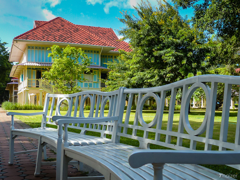 Palacio Marukhathaiyawan Teakwood (cerca de Hua Hin)