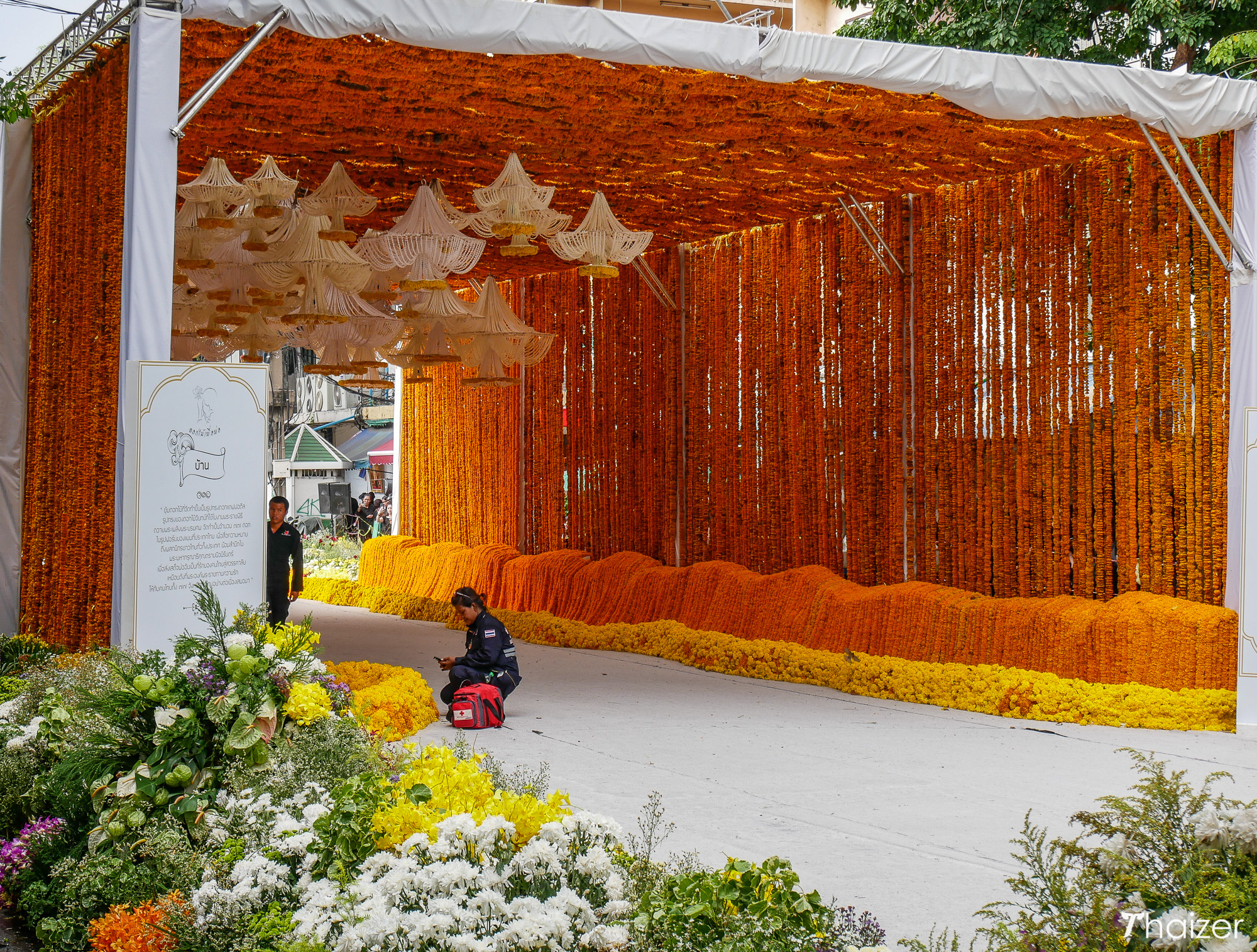 Tailandia da el último adiós a su padre real Tailandia da el último adiós a su padre real