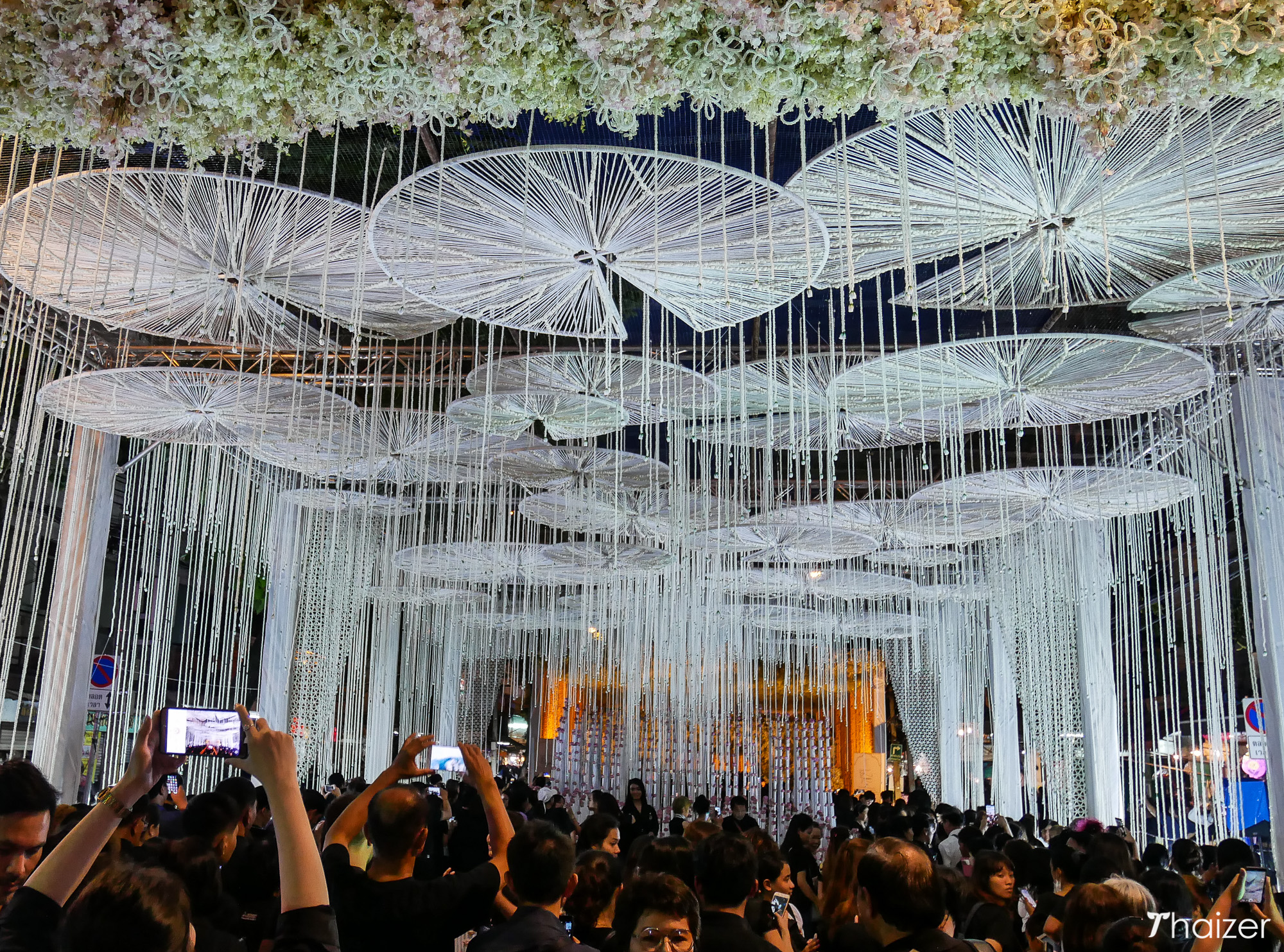 Tailandia da el último adiós a su padre real Tailandia da el último adiós a su padre real