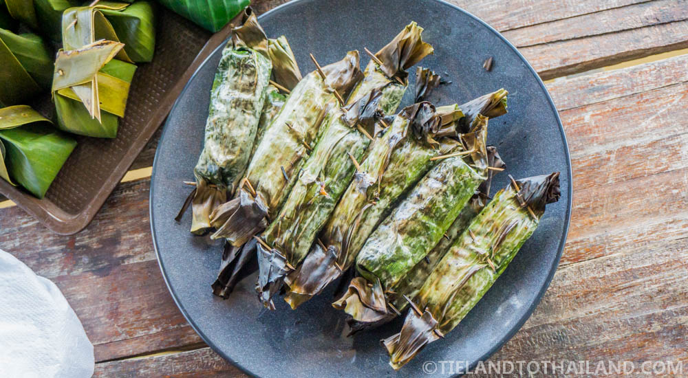 Un desayuno tradicional tailandés en una casa de familia en Chumphon Un desayuno tradicional tailandés en una casa de familia en Chumphon