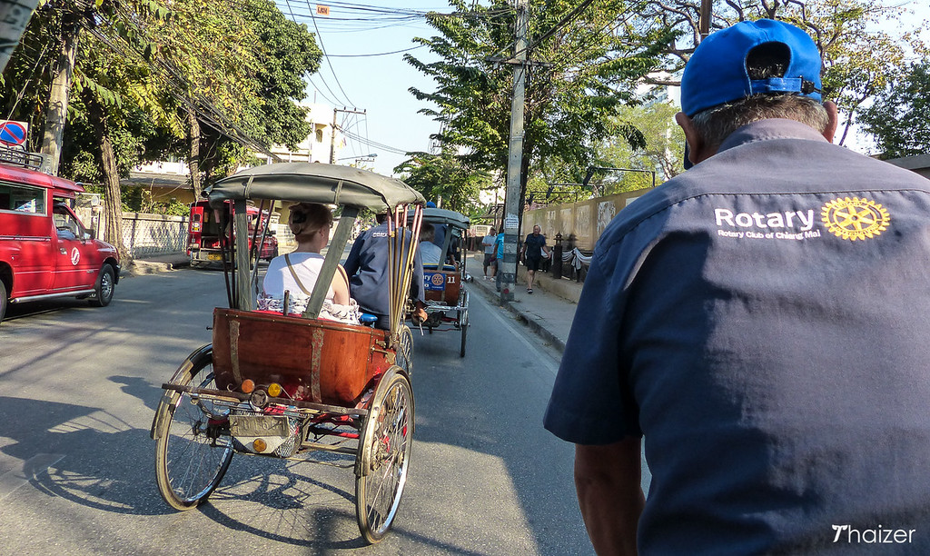De gira con los experimentados conductores de Samlor de Chiang Mai. De gira con los experimentados conductores de Samlor de Chiang Mai.