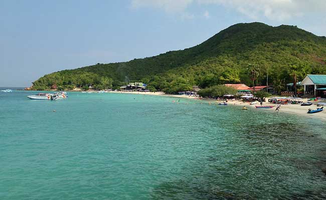 Vamos a Koh Larn: una guía de viaje a la Isla del Coral