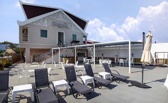 Vamos a Koh Larn: una guía de viaje a la Isla del Coral