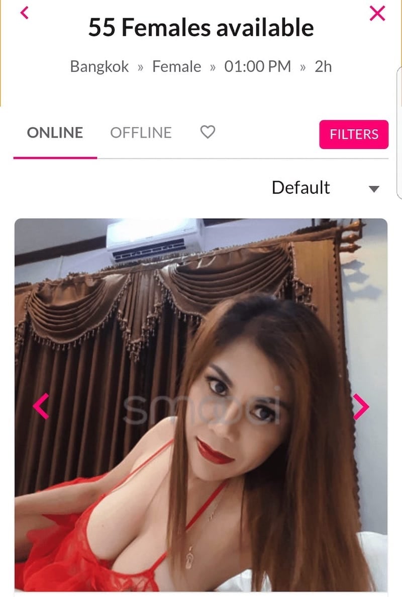 Encuentra y reserva acompañantes en línea en Bangkok con Smooci