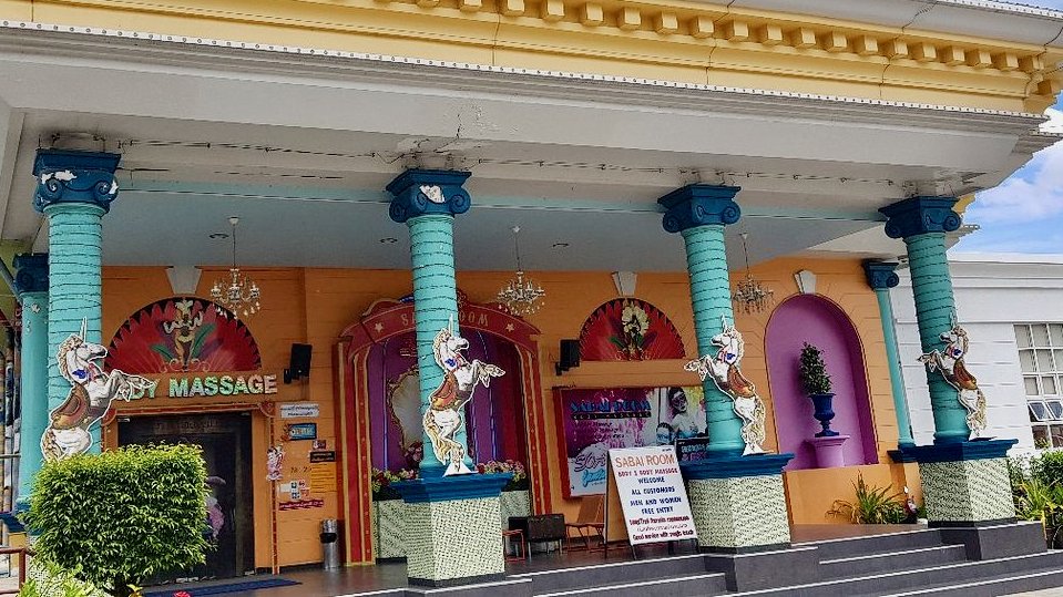 Los 5 mejores salones de masajes tailandeses en Pattaya