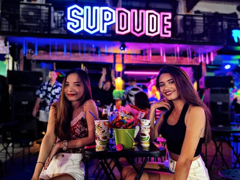 Vida nocturna en Khaosan Road