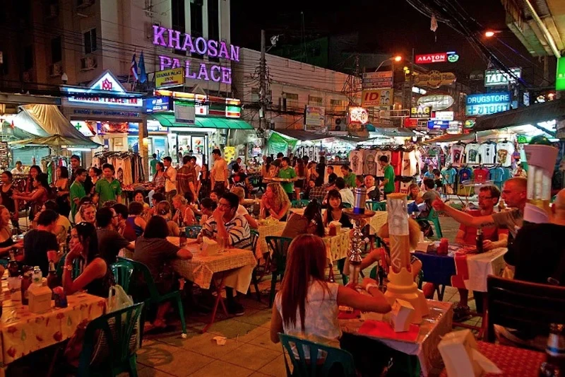 Vida nocturna en Khaosan Road