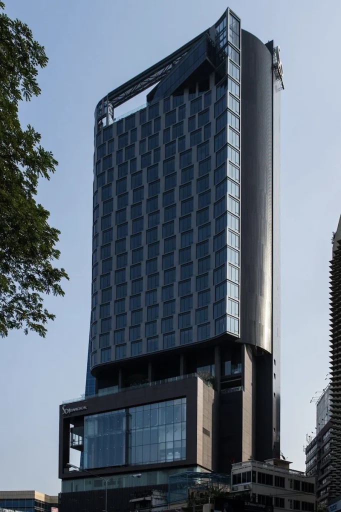 So fiesta en la piscina en So Bangkok So fiesta en la piscina en So Bangkok