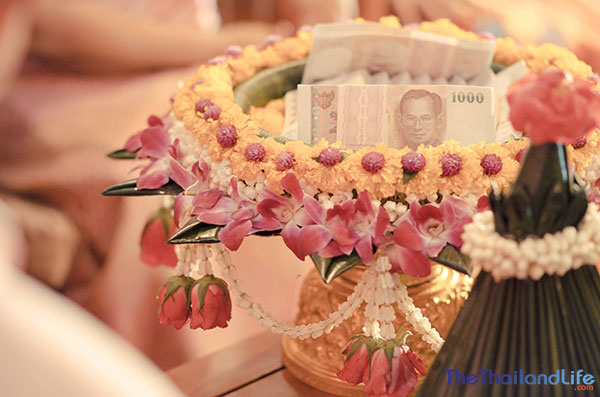 Sin Sod – ¿Cuánto deberías pagar para casarte con tu novia tailandesa? Sin Sod – ¿Cuánto deberías pagar para casarte con tu novia tailandesa?