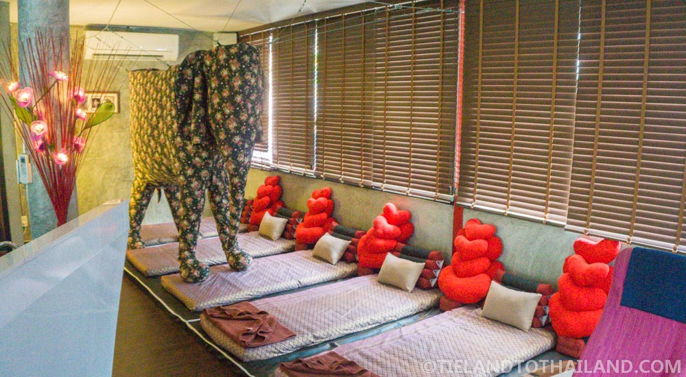 Nuevo hotel en Bangkok cerca de BTS Saphan Taksin: la casa de Phraya Jasaen