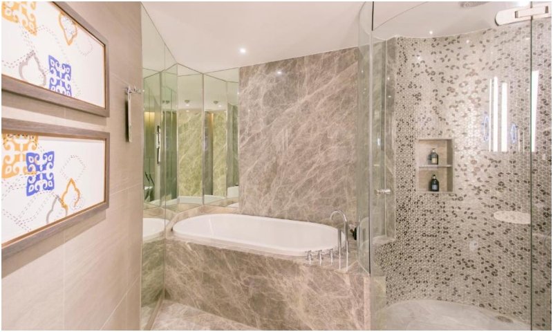 Centara Grand en la revisión de Centralworld