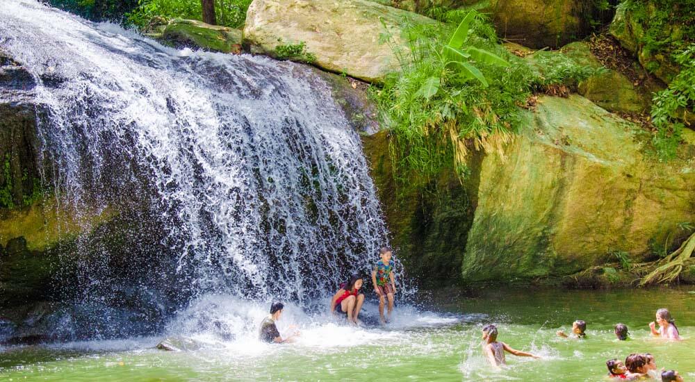 Excursiones de un día de bricolaje a Chiang Mai Excursiones de un día de bricolaje a Chiang Mai