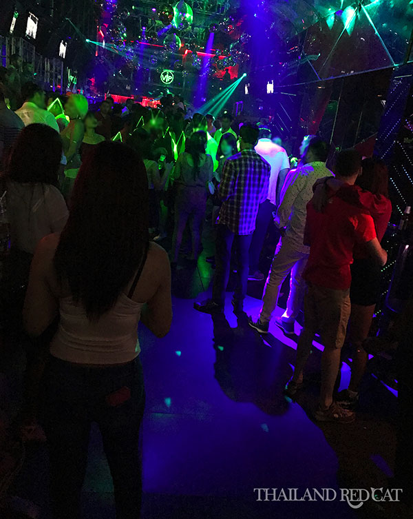 5 mejores discotecas en Pattaya para conocer chicas