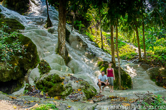 Cascadas pegajosas de Bua Tong Chiang Mai Cascadas pegajosas de Bua Tong Chiang Mai
