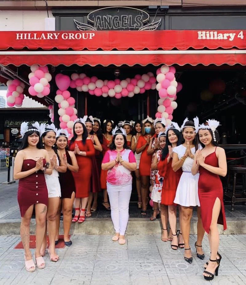 Hillary Bangkok: los pubs originales con música en vivo en Sukhumvit