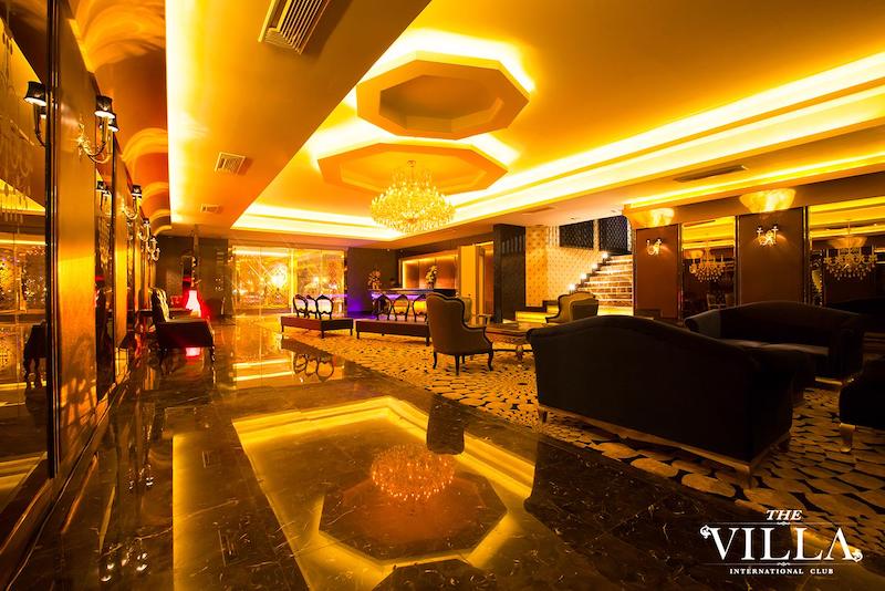 The Villa Club: ¿El club de caballeros más barato de Bangkok?