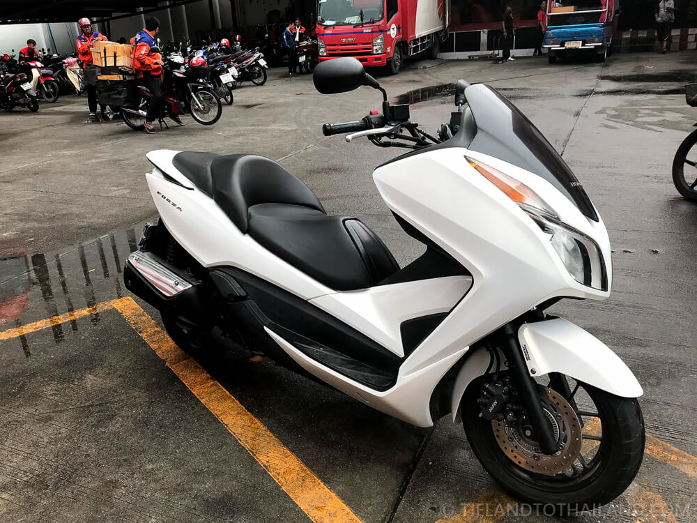 Enviar una motocicleta en Tailandia por correo