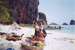 Comer de vendedores ambulantes y playeros.