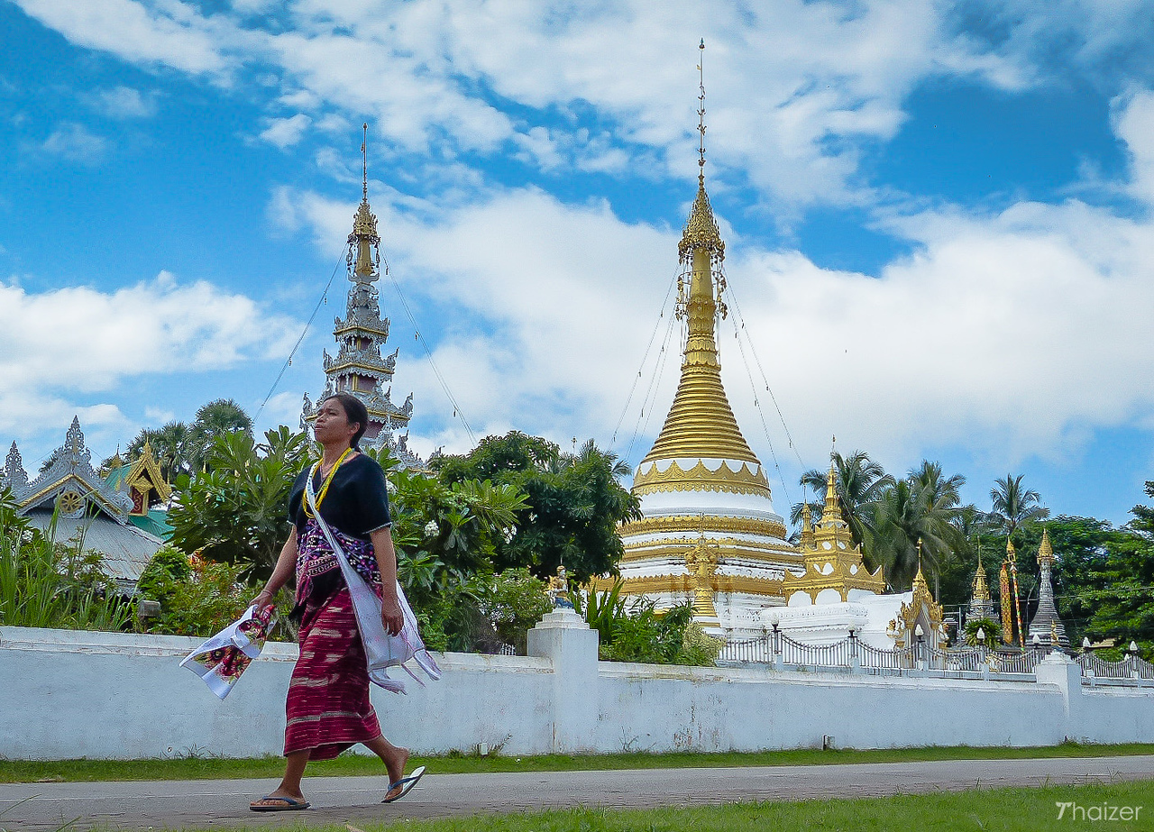 Templo junto al lago, Mae Hong Son (Wat Chong Kham y Wat Chong Klang)